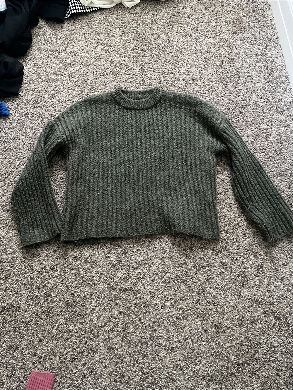Topshop Olive Ribbed Crew Sweater - Picture 9 of 9